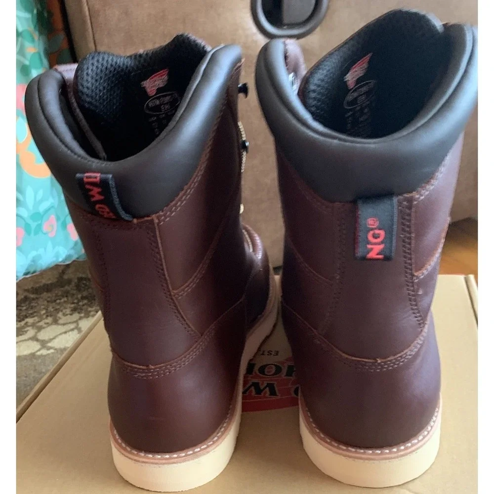 New‎ Red Wing 411 Traction Tred 8